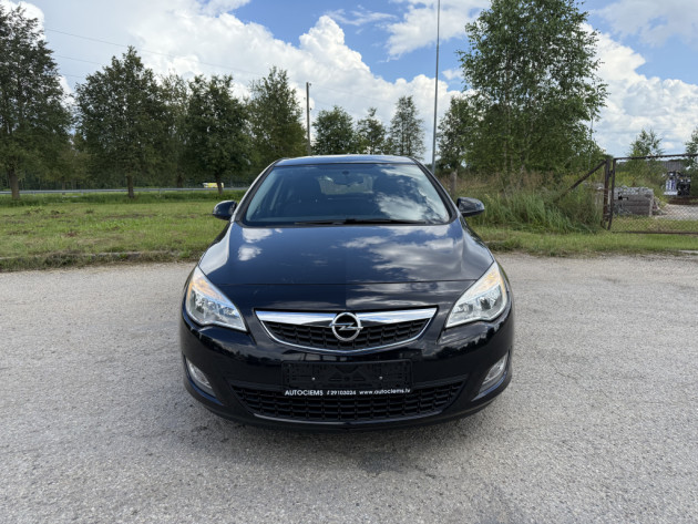 Opel Astra J1.6i 5durv.,5ātr.07.10` - attēls 3