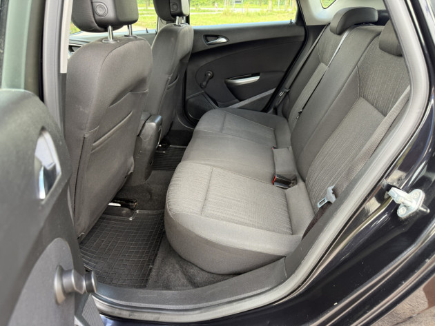 Opel Astra J1.6i 5durv.,5ātr.07.10` - attēls 13