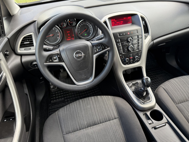 Opel Astra J1.6i 5durv.,5ātr.07.10` - attēls 9