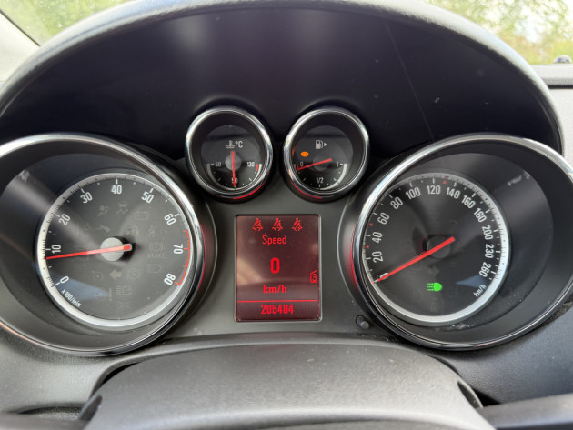 Opel Astra J1.6i 5durv.,5ātr.07.10` - attēls 15
