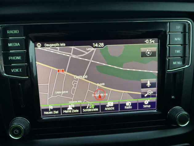 Skoda Yeti2.0TDi4X4,6ātr.08.17` - attēls 15