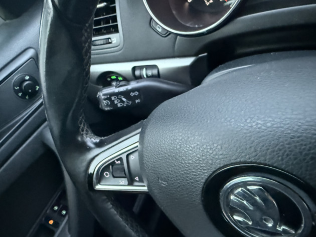 Skoda Yeti2.0TDi4X4,6ātr.08.17` - attēls 16