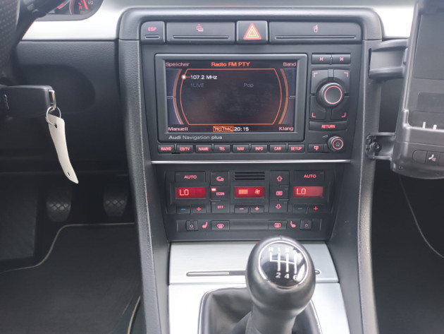 Audi A4 3.0TDi 171kw Quattro,6ātr.09.06` - attēls 11