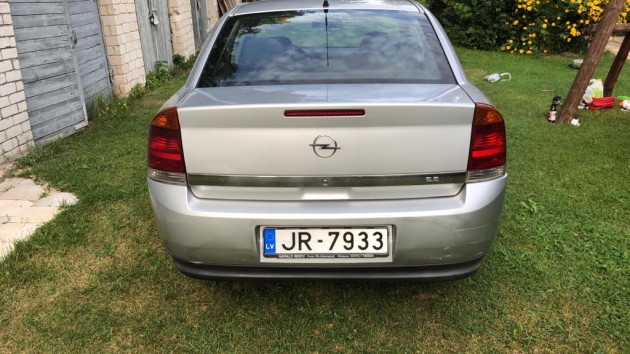 Opel Vectra 2.2 CDTi 92kw lim.5ātr.12.02` - attēls 2